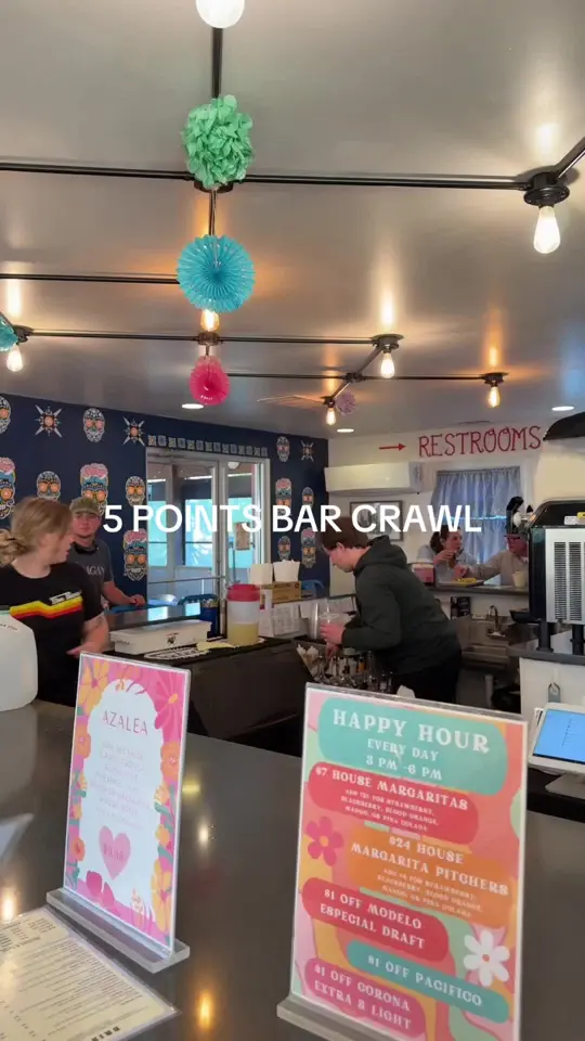 The Royal Peasant in Athens showing bar crawl, senior event, video by h31d1sta1kf133t on TikTok