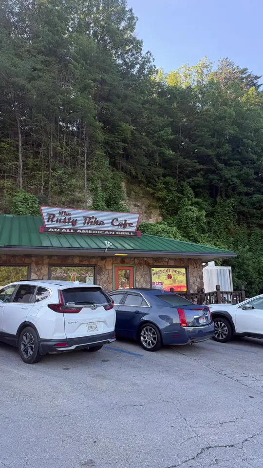 The Rusty bike Cafe in Clayton showing review, visit, video by themoralesfamily3 on TikTok