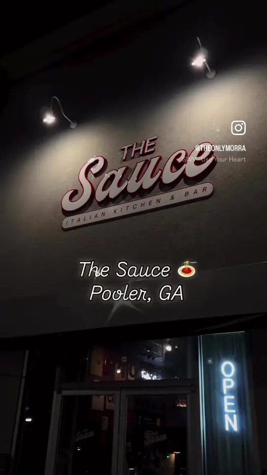 The Sauce Italian Kitchen & Bar in Pooler showing review, lobster mac & cheese, video by theonlymorra_ on TikTok