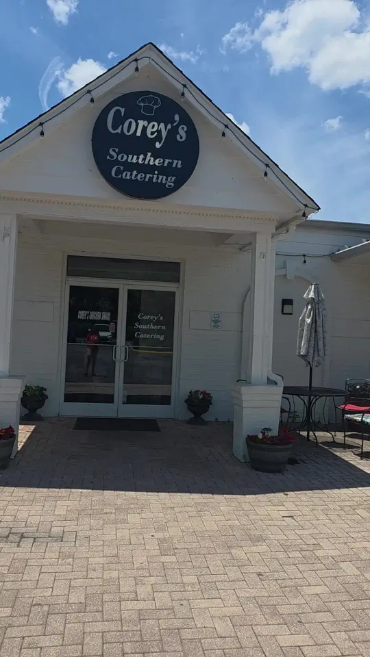 The Southern Grill in Jacksonville showing food, soul food, video by cotreasebrooks on TikTok