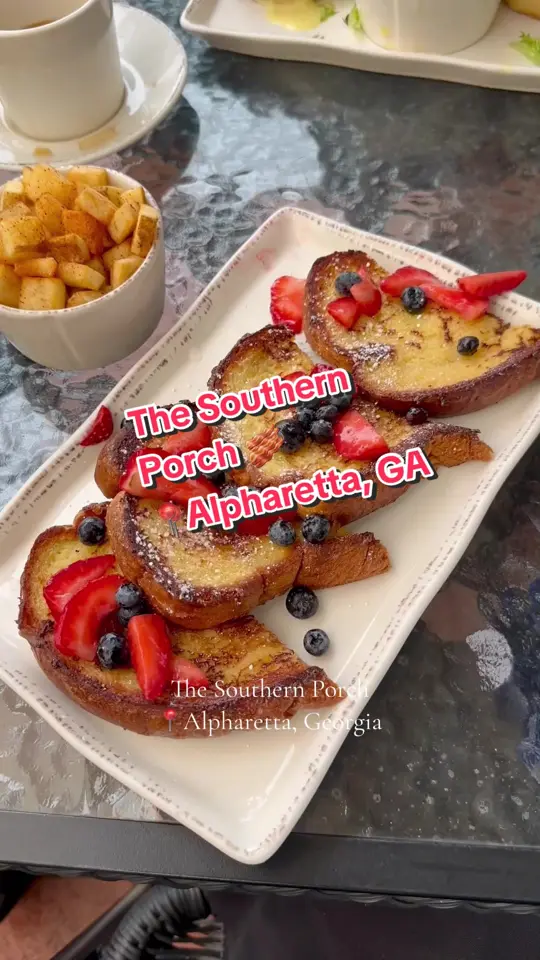 The Southern Porch in Alpharetta showing coffee, hot coffee / bacon, candied bacon / french toast, french toast / eggs benedict, fried chicken benedict / potatoes, potato browns, video by missjessicamarie4 on TikTok