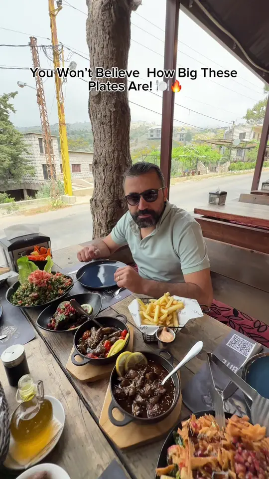 The Strand in Orlando showing food, big portions, video by strandrestaurant on TikTok