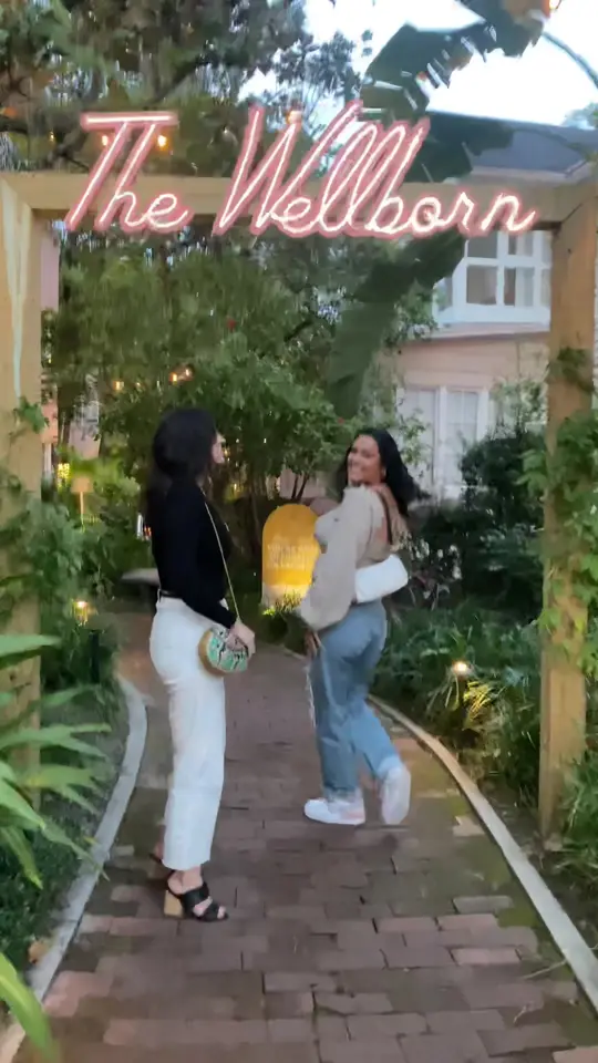 The Wellborn Restaurant & Bar in Orlando showing cocktail, drinks, video by cfomoneyfoproblems on TikTok