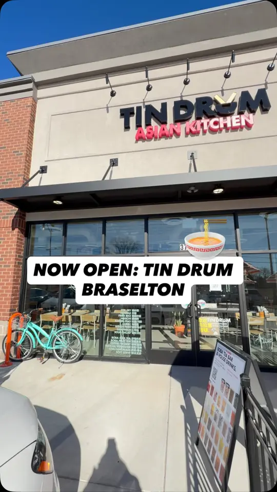 Tin Drum Asian Kitchen & Boba Tea Bar in Braselton showing review, curry stir-fry, pad thai, exterior patio, boba tea, video by Amy Parris Cook on Facebook