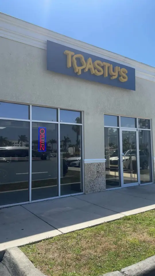 Toasty's in North Port showing food, grilled cheese, video by gelikka on TikTok