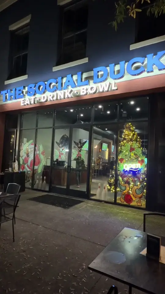 Tokyo Alley in Macon showing date night, atmosphere, video by vondashantell on TikTok