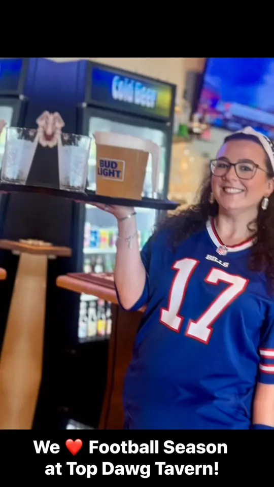 Top Dawg Tavern - Bethlehem, GA in Bethlehem showing football, atmosphere, video by Top Dawg Tavern on Facebook
