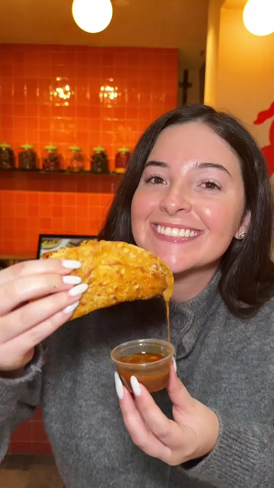  in Florida showing review, visit, video by treatyoselfeverywhere on TikTok