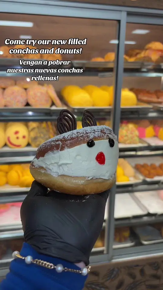 Tortilleria El Progreso Mexican Restaurant in Azalea Park showing food, conchas, video by progresoorlando on TikTok