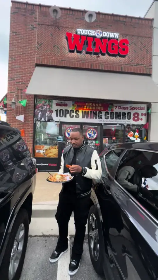 TOUCHDOWN WINGS in Decatur showing restaurant visit, wings, video by touchdownwings on TikTok