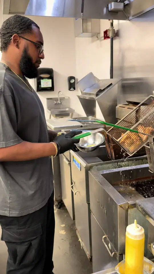 Trackside Pizza & Pub in Calhoun showing train, atmosphere, video by tracksidepizzacam on TikTok