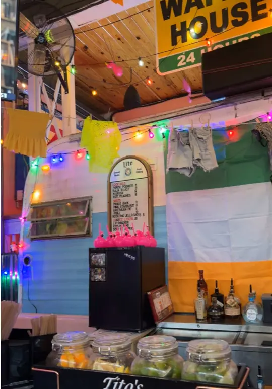 Trailer Daddy in St. Petersburg showing visit, spring break, video by nikkibeachbishh on TikTok