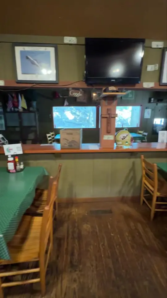 TreeHouse Grill in Vidalia showing visit, atmosphere, video by TreeHouse Grill on Facebook