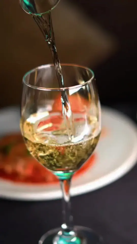 Tropical Beach Cafe in Miami Beach showing food, dinner, video by mangostropicalcafe on TikTok