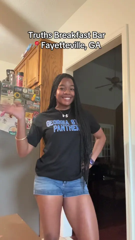Truth Breakfast Bar and Grill in Fayetteville showing brunch, restaurant visit, video by laurenjohnson.18 on TikTok