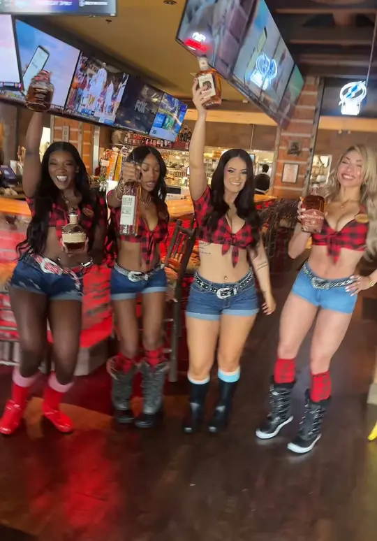 Twin Peaks - Brandon in Brandon showing visit, cocktail, video by destinybbarnes on TikTok