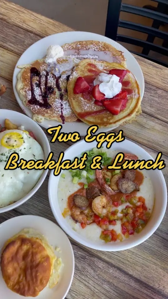 Two Eggs Restaurant in Stockbridge showing food review, beignets, fried green tomatoes, mediterranean bowl, shrimp & grits, atmosphere, video by southernbellefoodie on TikTok