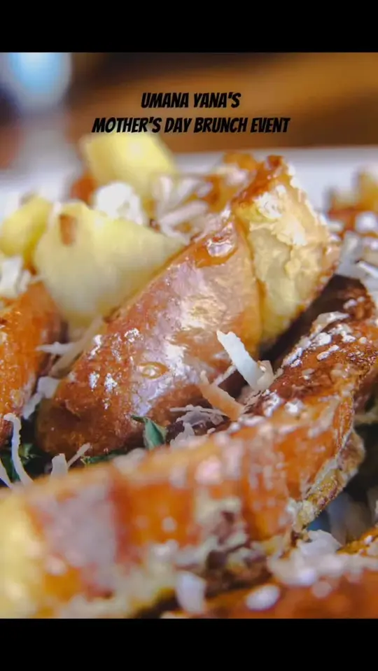 Umana Yana in Albany showing brunch, shrimp and grits, berry challah french toast, vegan options, gluten-free options, video by Umana Yana on Facebook