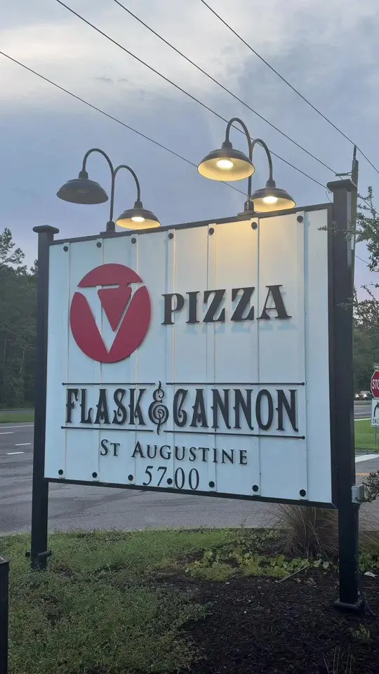 V Pizza in Jacksonville showing restaurant visit, cannoli, meatballs, video by jaxlocal on TikTok