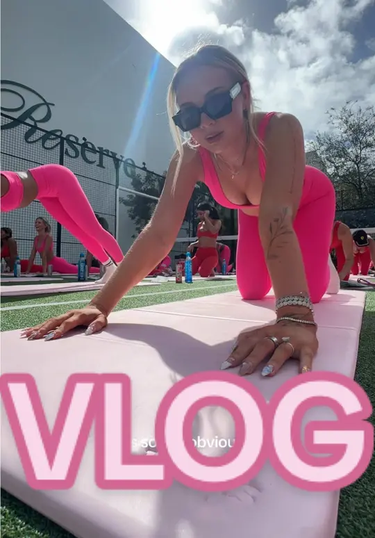 Vanilla in Miami showing vlog, day in my life, video by vanilla_swirlxx on TikTok