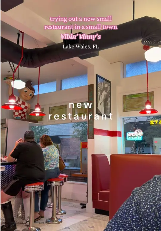Vibin’ Vinny’s in Lake Wales showing review, ice cream, video by summer.nhiers on TikTok