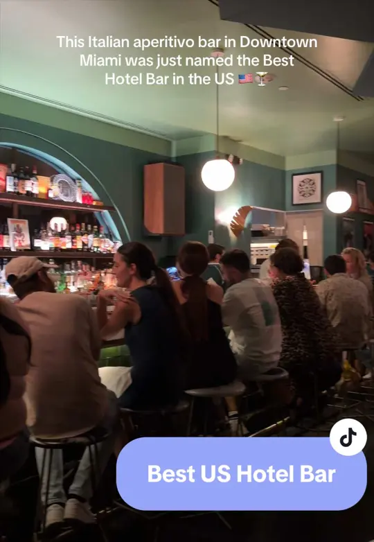 ViceVersa Miami in Miami showing cocktail, pizza, seafood, small plates, happy hour, atmosphere, video by reginagmiami on TikTok