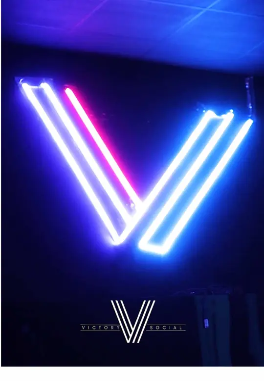 Victory Social Bar in Atlanta showing live dj, signature cocktails, big screens, victory vibes, video by victorysocialatl on TikTok