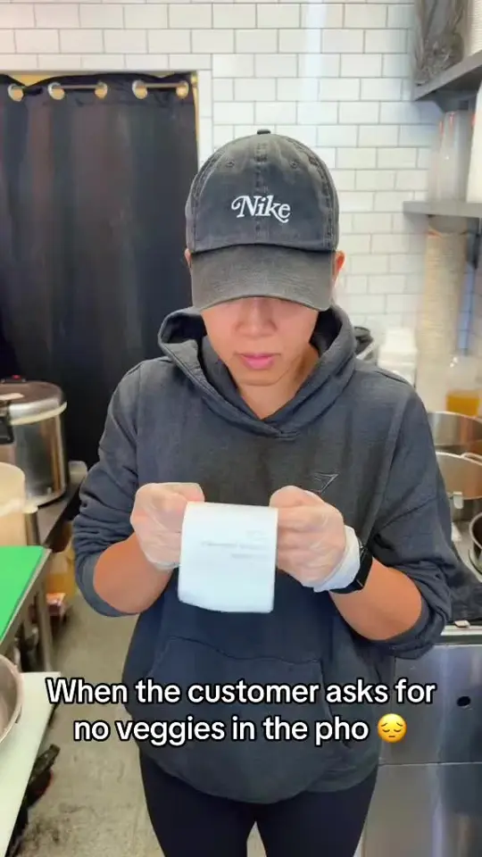 Viet-Nomz Waterford in Orlando showing food, pho, video by vietnomz on TikTok
