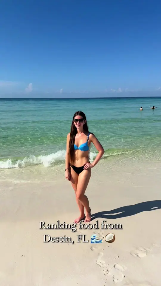 Vinny McGuire's in Destin showing pizza, beach, video by mlpug15 on TikTok