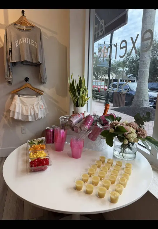  in Florida showing wine tasting, sip and paint event, video by sarasotacoolgirls on TikTok