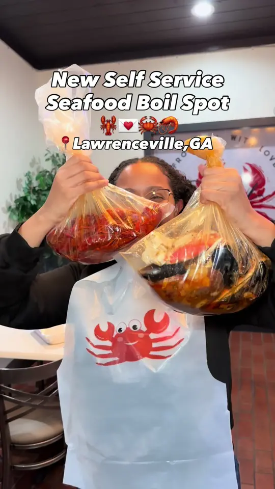 Vintages in Lawrenceville showing restaurant visit, seafood boil, vintage crab pot, cajun noodles, po’ boy, wings, video by travelfoodie_ishy on TikTok