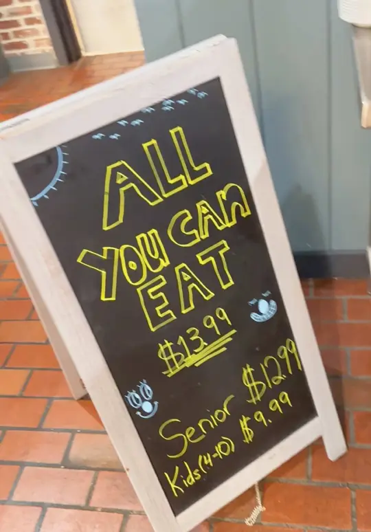 Vintages in Lawrenceville showing buffet, country food, comfort food, soul food, live music, video by applasomedia on TikTok