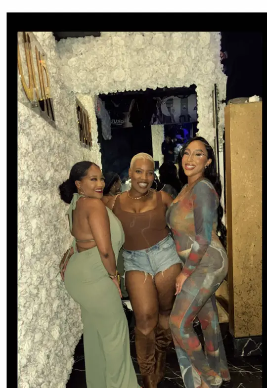 VUUR Restaurant & Lounge in Lauderhill showing review, atmosphere, drinks, video by nat_tresjoli on TikTok