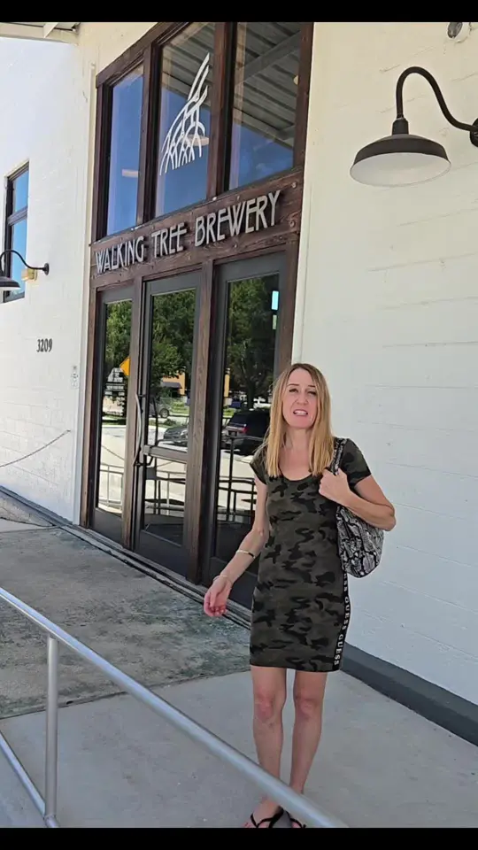  in Florida showing review, visit, video by traveldrinkanddin on TikTok