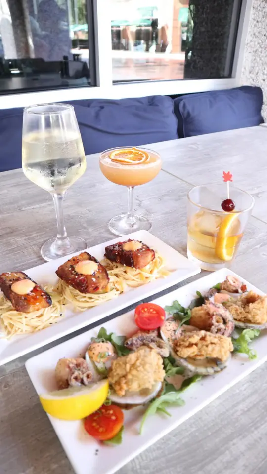  in Florida showing cocktail bar, atmosphere, dinner, video by Water Oak Grill on Facebook