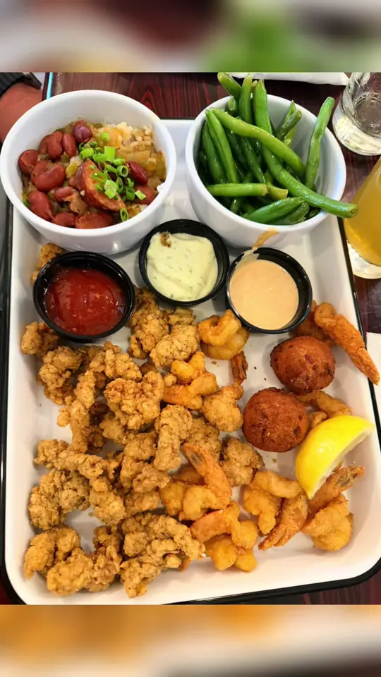 Whitey's Fish Camp in Fleming Island showing food, steak, review, video by kimbanderson on TikTok