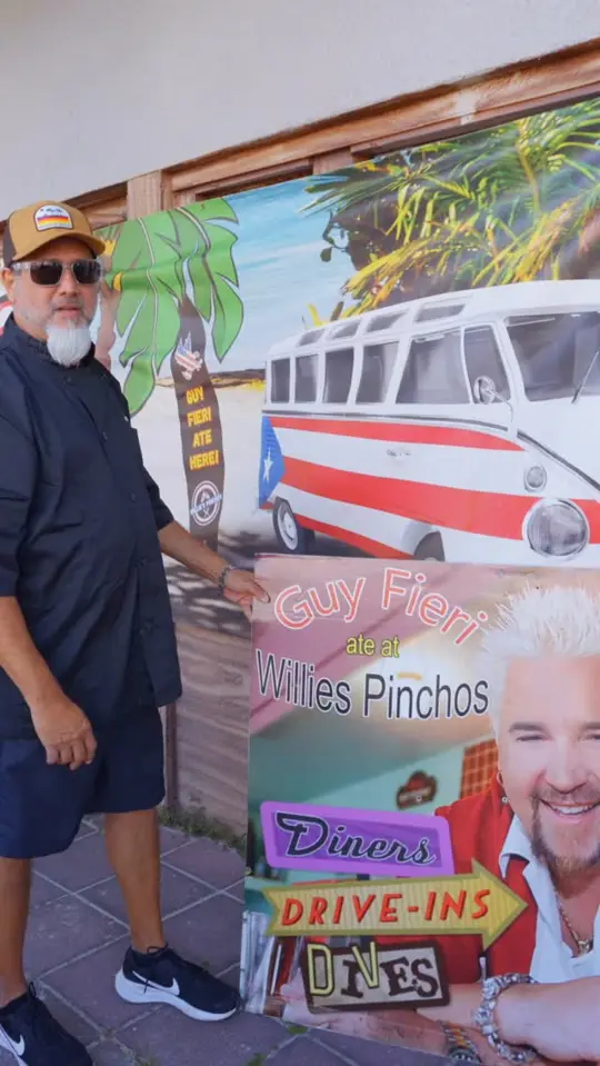 Willie's Pinchos in Orlando in Orlando showing review, visit, video by Willie’s Pinchos Orlando on Facebook