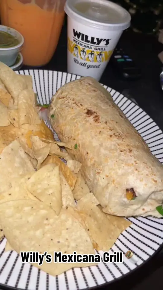 Willy's Mexicana Grill in Decatur showing kids meal, burrito, tortilla chips, cookie, drink, video by dezpartlowgreer on TikTok