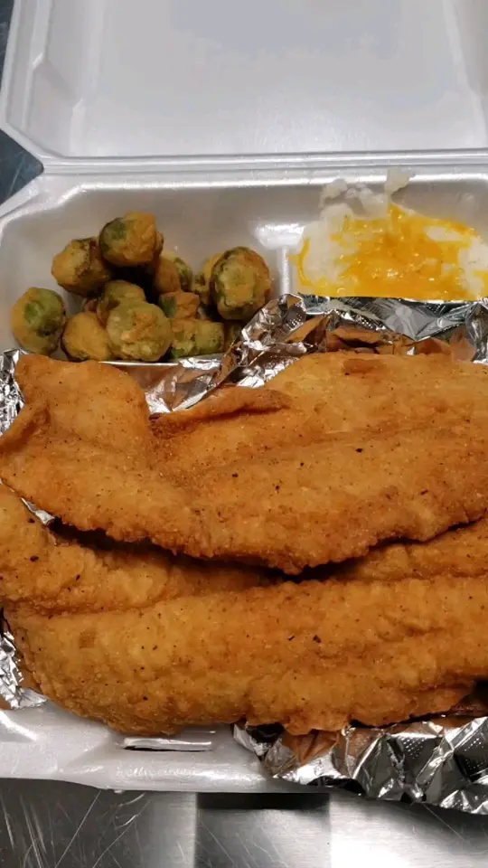 WS Crab House in Callaway showing wings, shrimp, crabs, video by Ws crab house  wings shrimp crabs on Facebook
