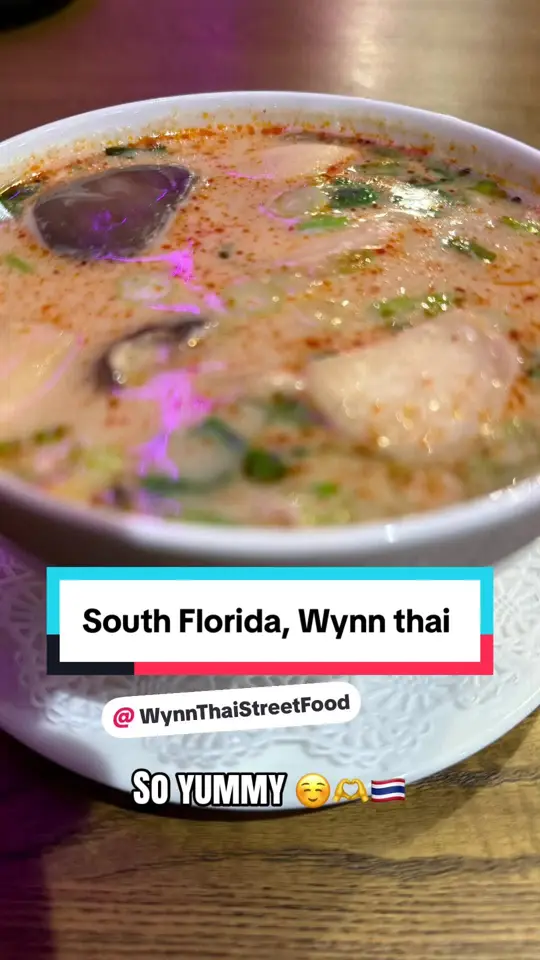 Wynn Thai Street Food in Sunrise showing review, visit, video by empoweryourtrueself on TikTok