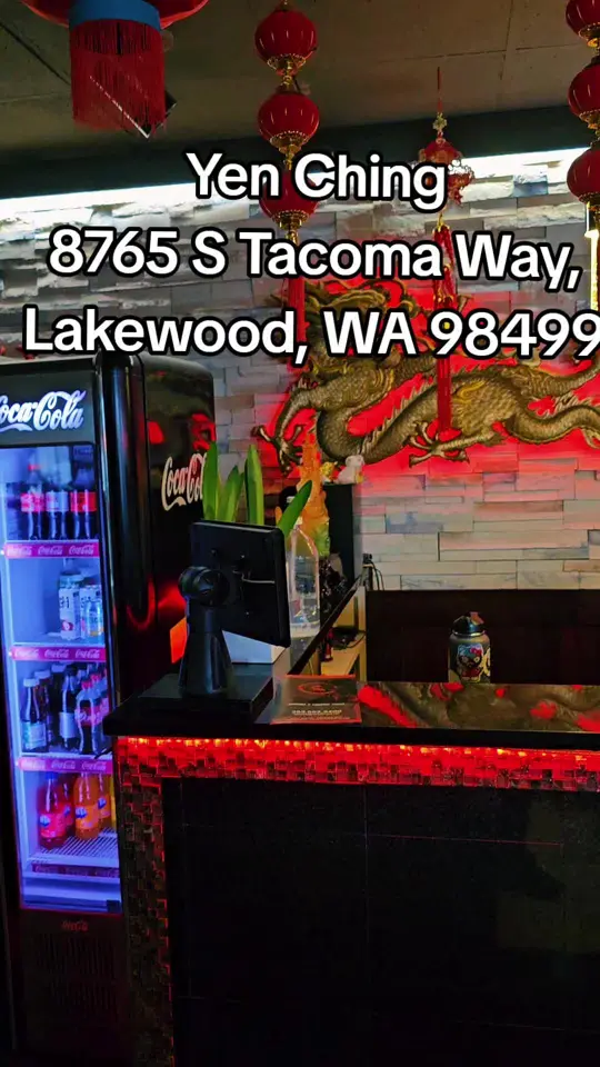 Yen Ching in Woodstock showing chinese food, sake, video by theunicornking on TikTok