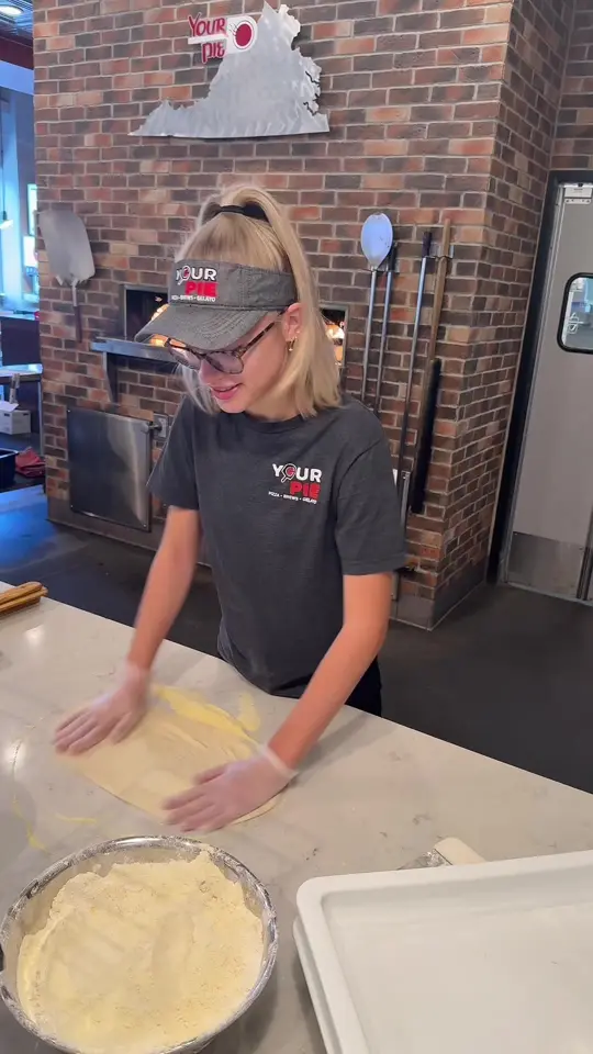 Your Pie in Ormond Beach showing pizza, video by yourpiepennlaird on TikTok