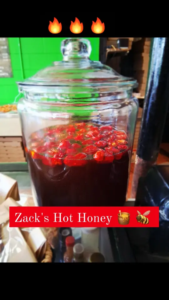Zack's Pizza Sebring in Sebring showing pizza, drink, kids pizza, gift card giveaway, video by Zack's Pizza & Bbq on Facebook