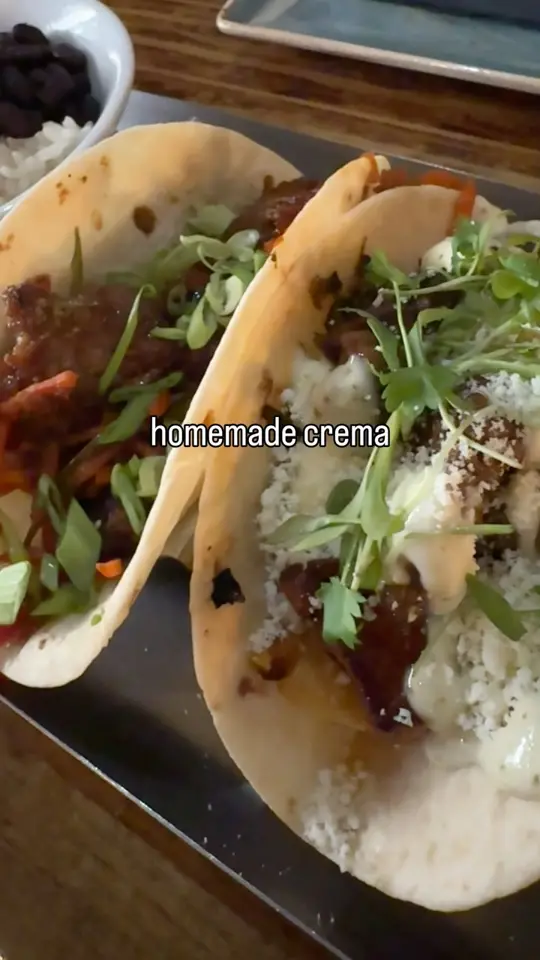Zim Zari in Trinity showing restaurant visit, tacos, beef taco, cocktails, video by Cindy Waldman on Facebook